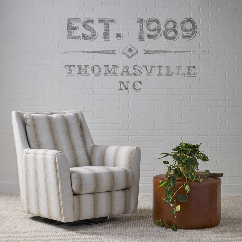 Social Image {i + 1}