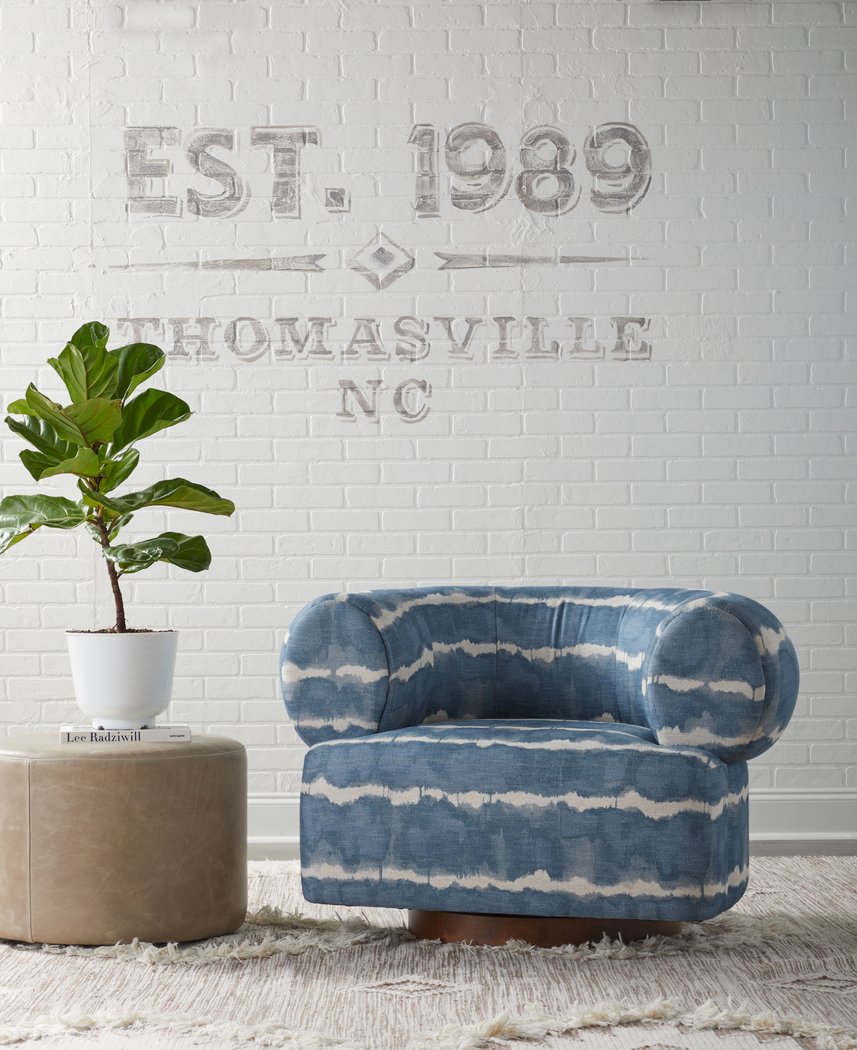 Social Image {i + 1}