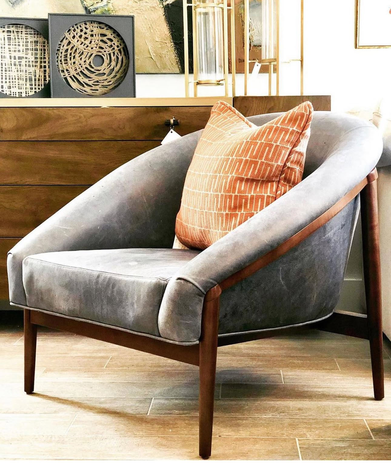 Social Image {i + 1}