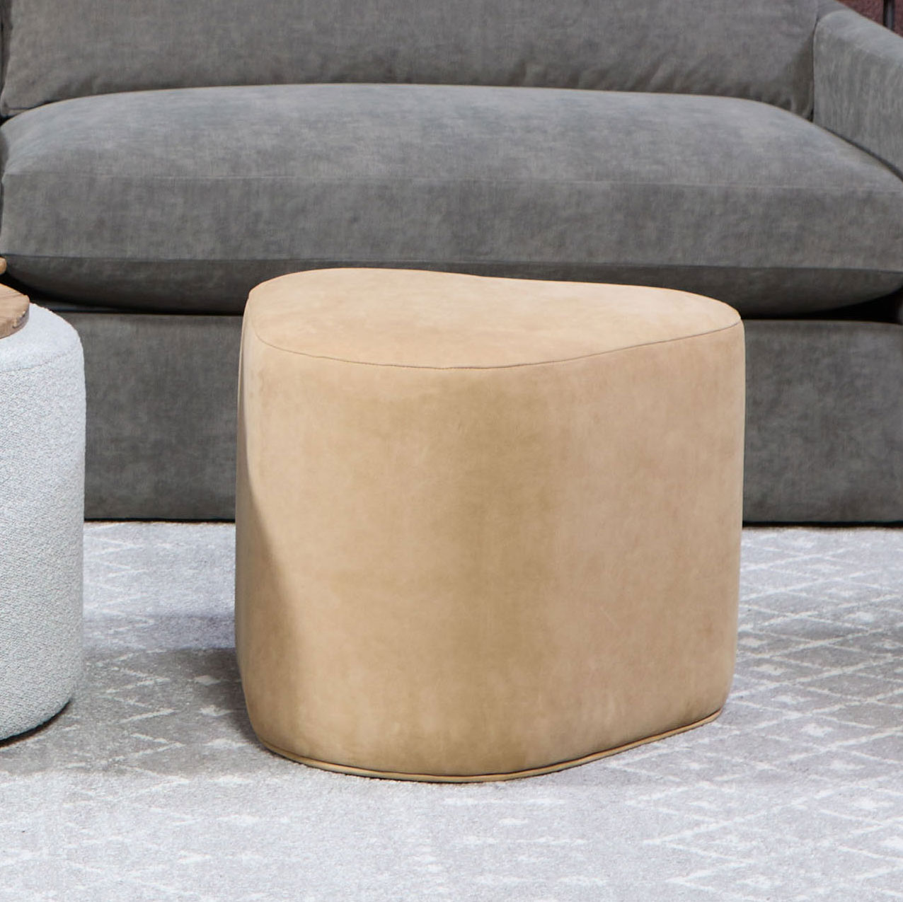 Social Image {i + 1}