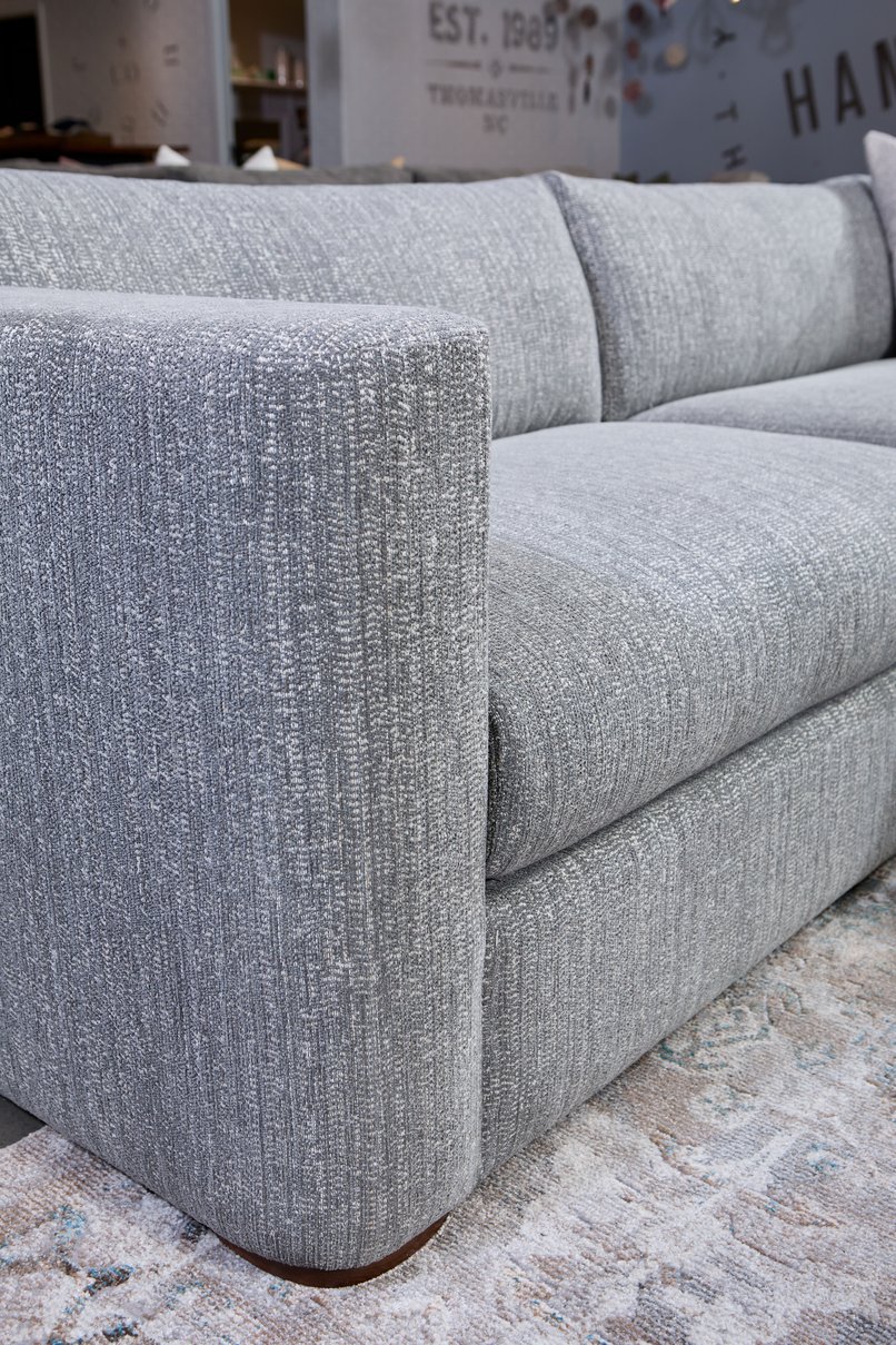 Social Image {i + 1}