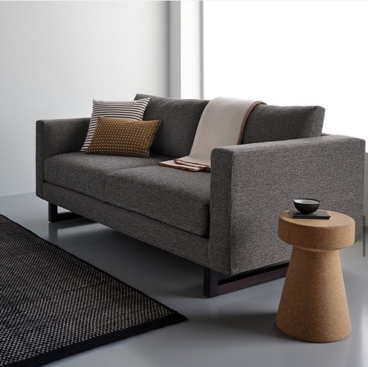 Social Image {i + 1}