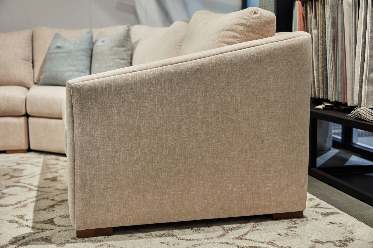 Social Image {i + 1}